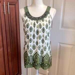 Y2k Apt. 9 women’s Green and White Graphic Tank Top Size:L
